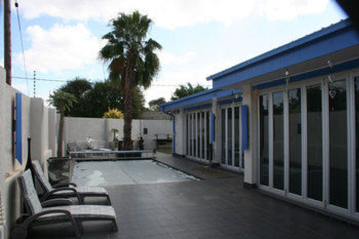 Pool 27 of 29
