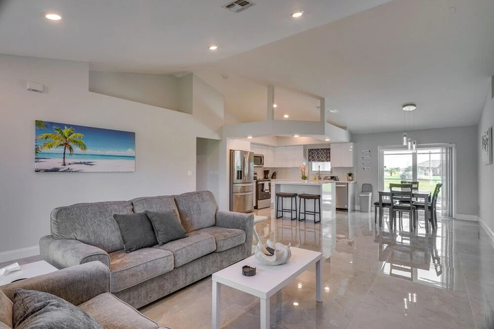Exterior of Furnished Lanai + Pool: Sunlit Cape Coral Getaway!