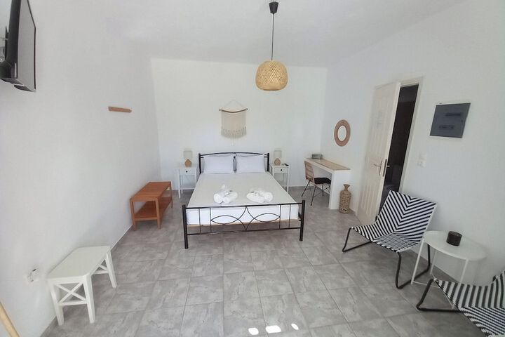 Room 15 of 44