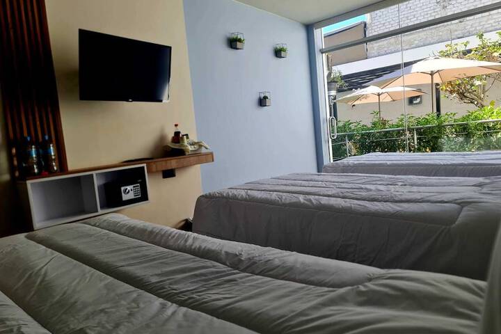 Room 14 of 25