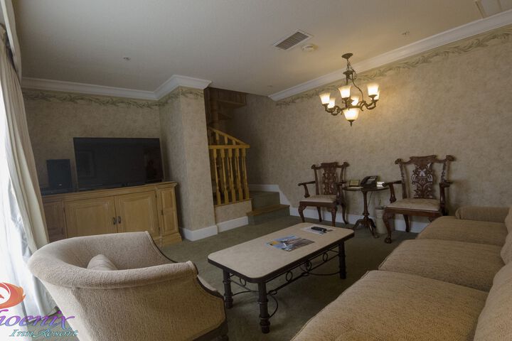 Room 13 of 37