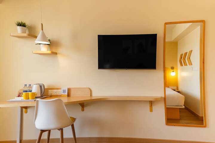 Room 29 of 47