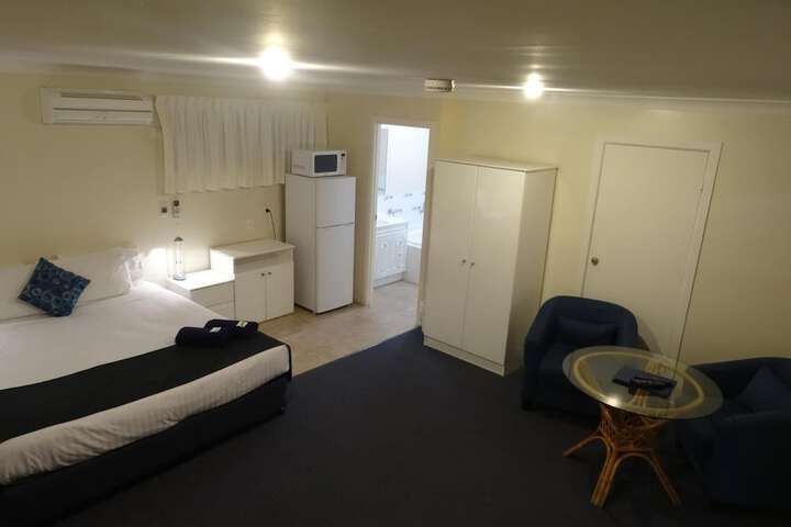 Room 5 of 24