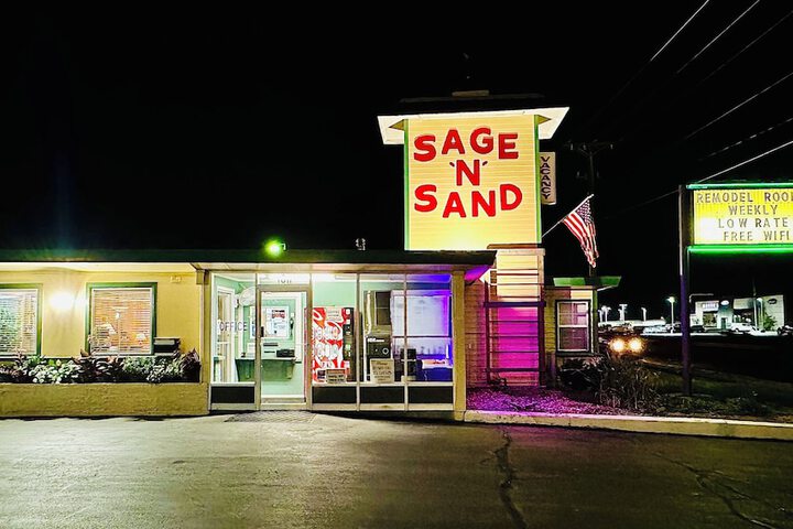 Sage N Sand Motel in Moses Lake, WA