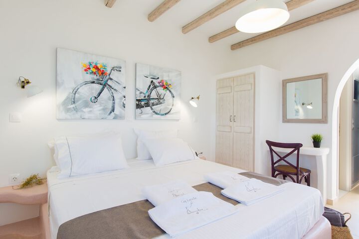 Room 2 of 68