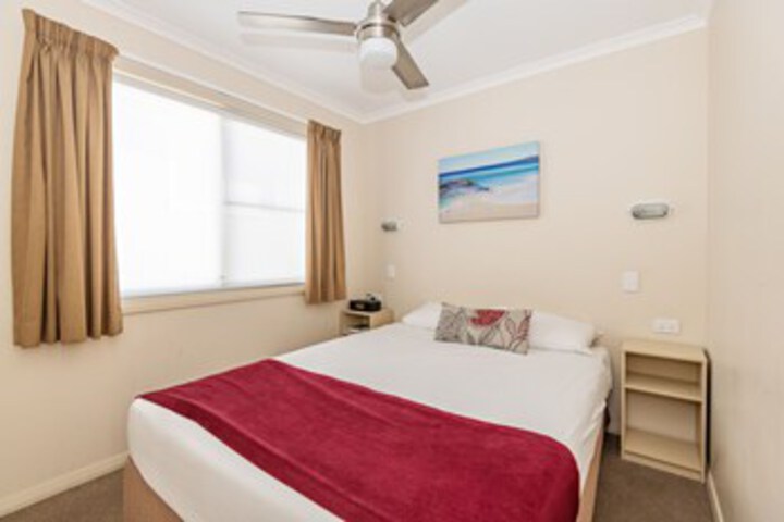 Room 105 of 129
