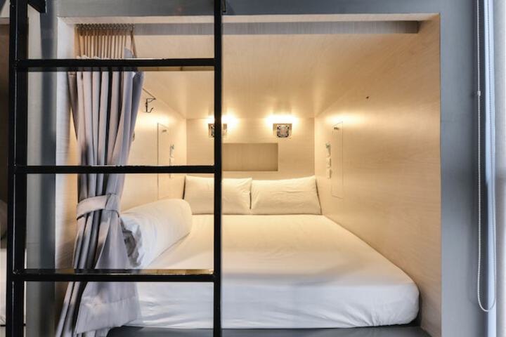 Room 18 of 42