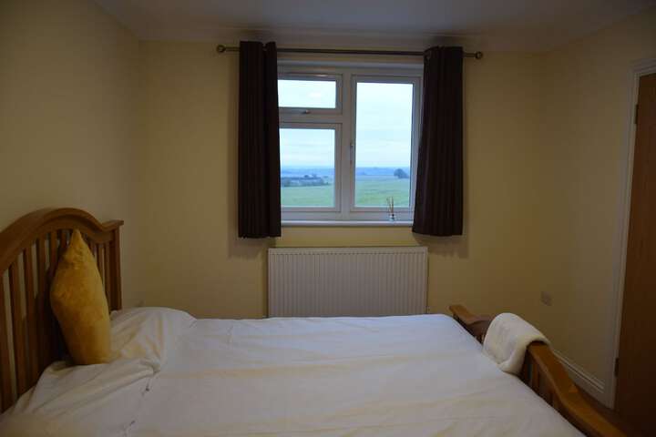 Room 13 of 34