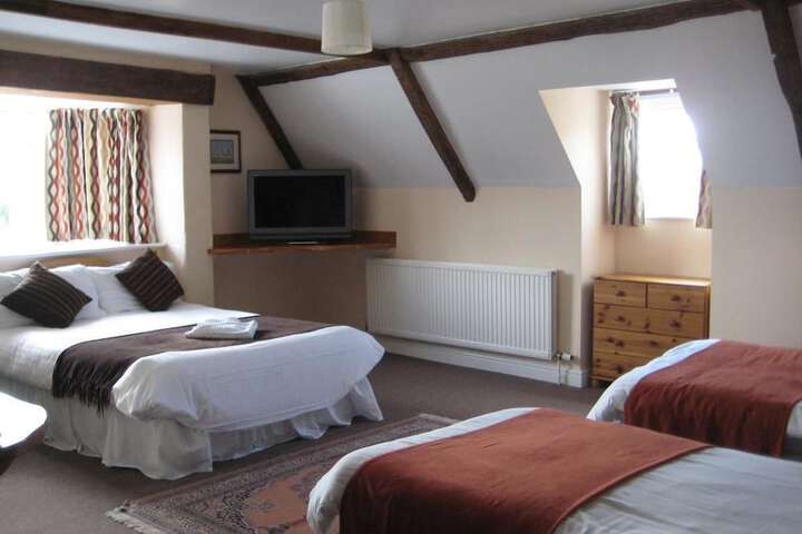 Room 10 of 24