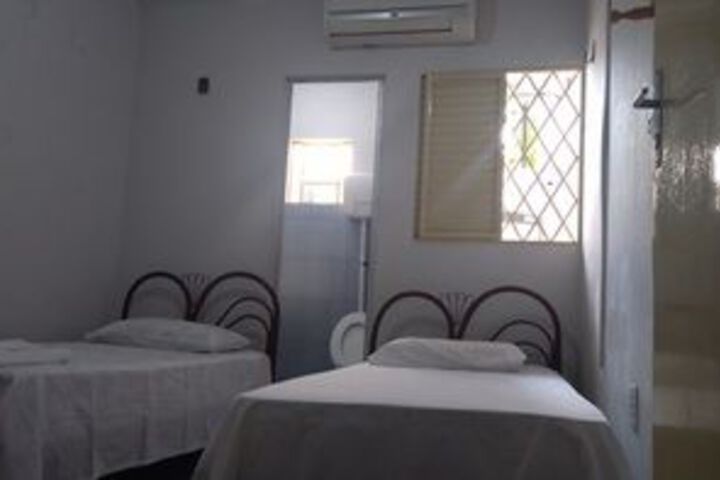 Room 107 of 189