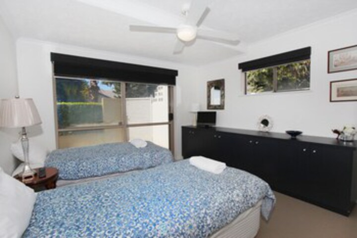Room 16 of 18