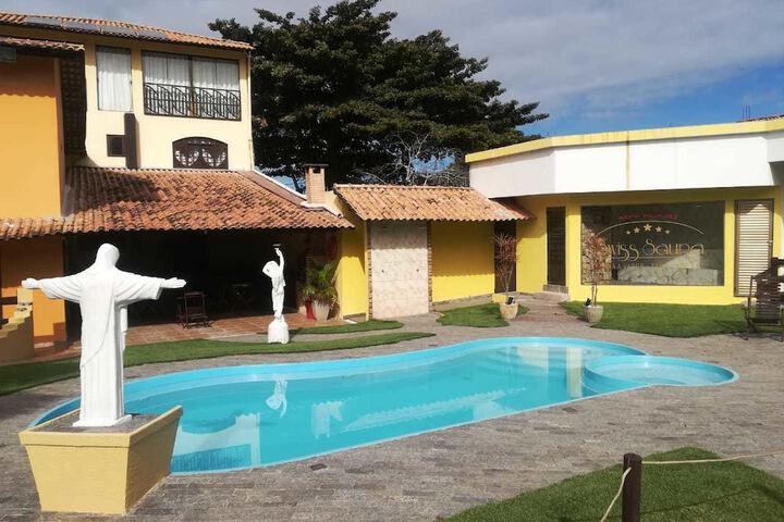 Pool 9 of 42