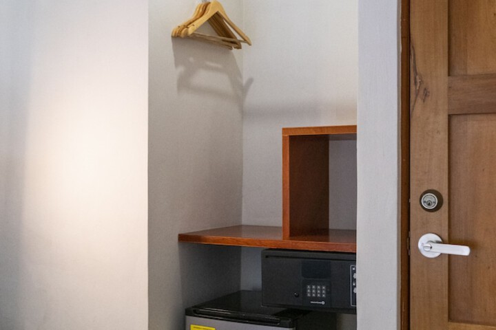 Room 16 of 89
