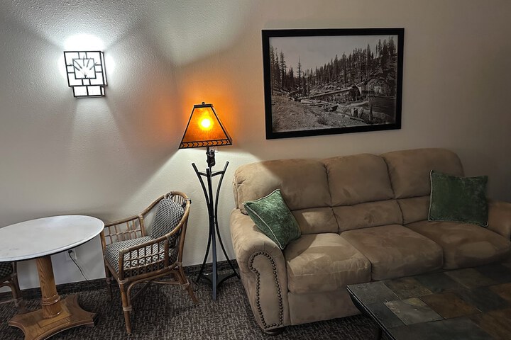 Hotel Interior 2 of 20