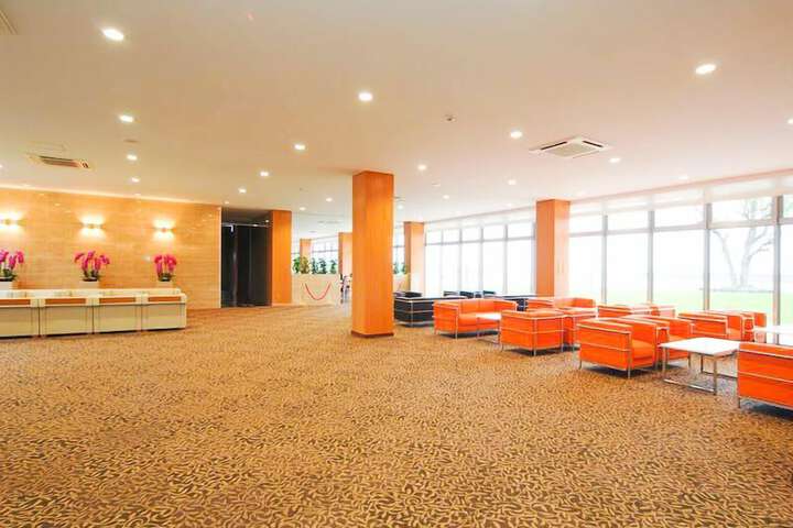 Guest Lobby