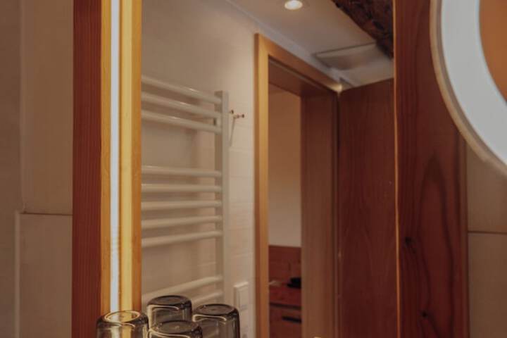 Room 40 of 64
