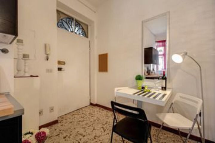 Room 194 of 330
