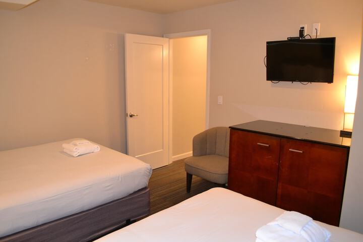 Room 19 of 53