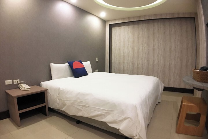 Room 20 of 31