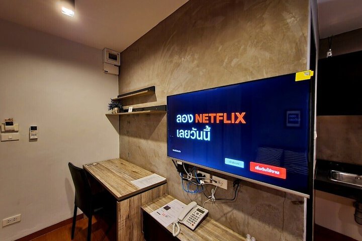 Room 33 of 57