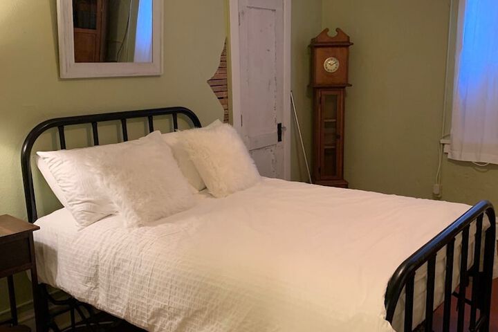 Room 53 of 101