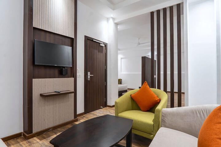 Room 18 of 29