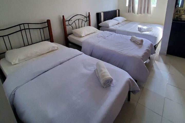 Room 6 of 31
