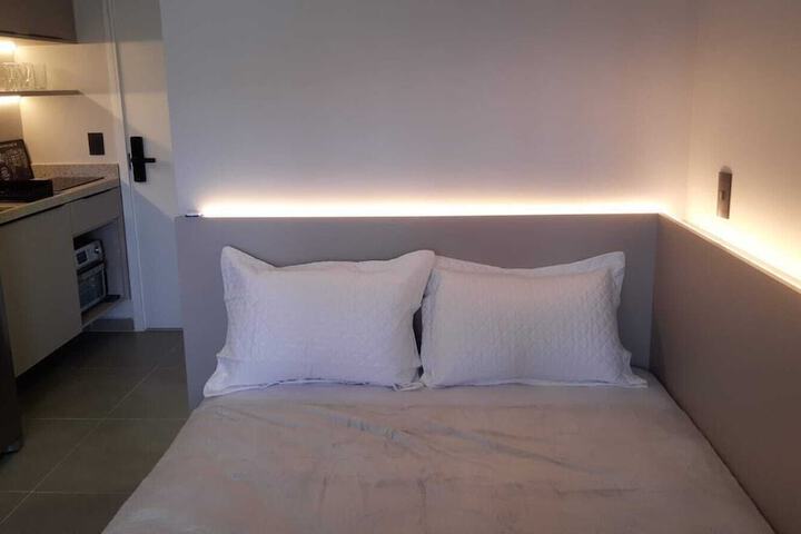Room 6 of 16