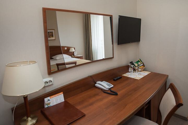 Room 21 of 61