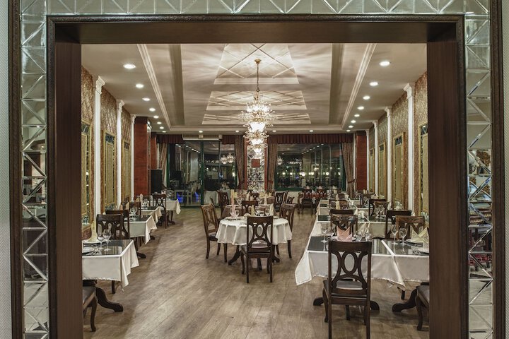 Dining 74 of 146