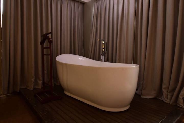 Room 14 of 41