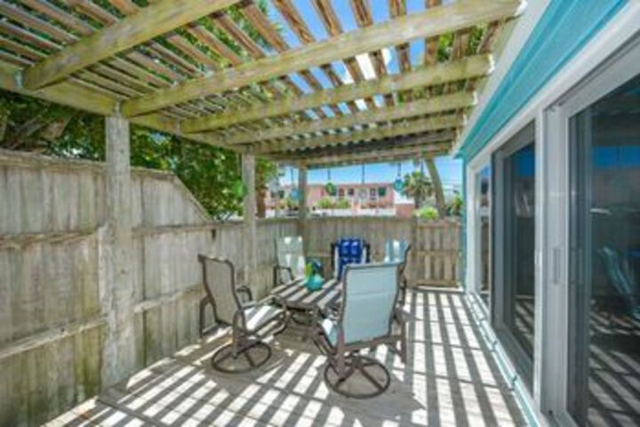 Terrace/Patio 24 of 27