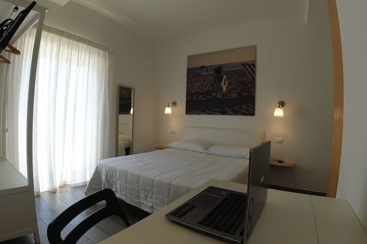 Room 19 of 69
