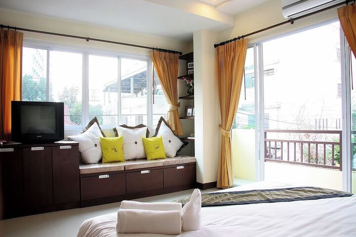 Room 5 of 39