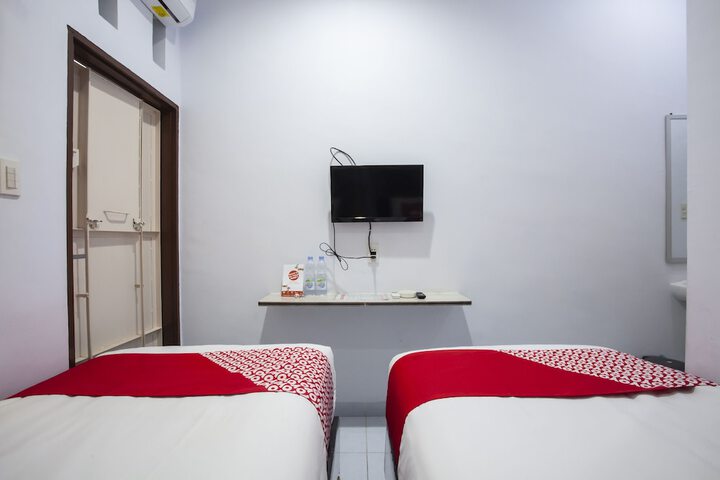 Room 9 of 41
