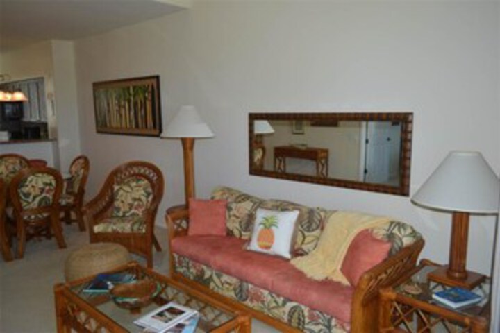 Room 9 of 25