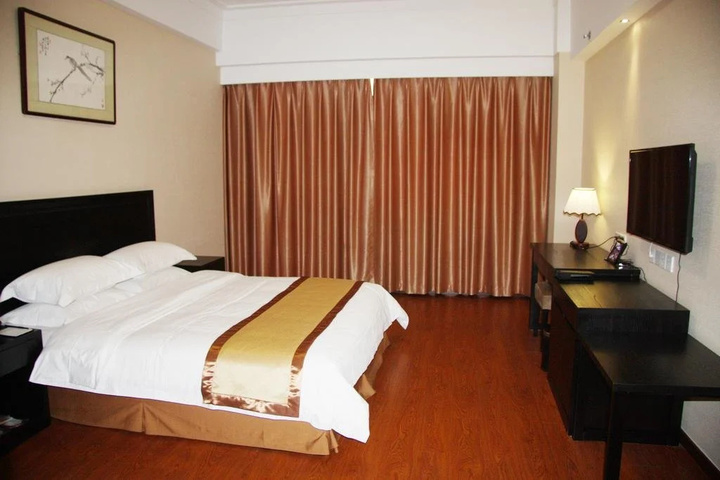 Room 5 of 20