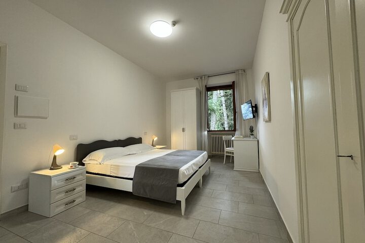 Room 43 of 96