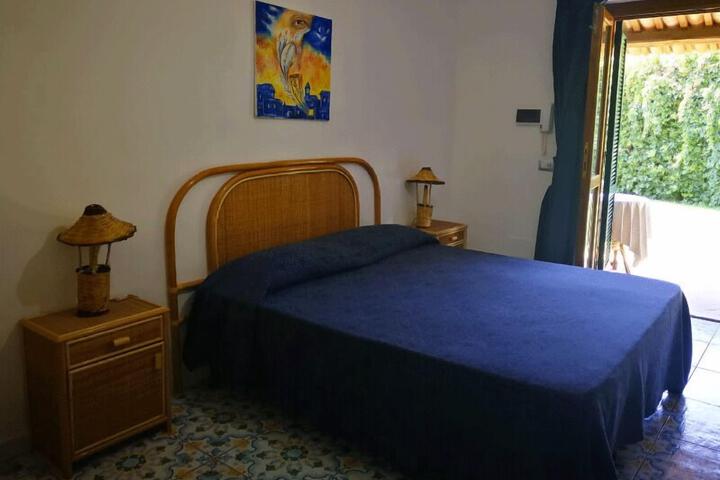 Room 8 of 8