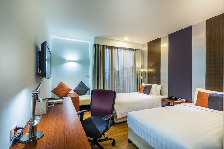 Room 16 of 43