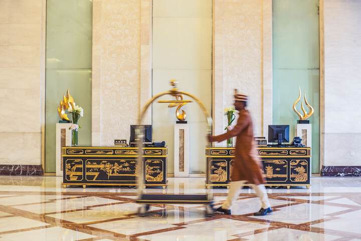 Guest Lobby