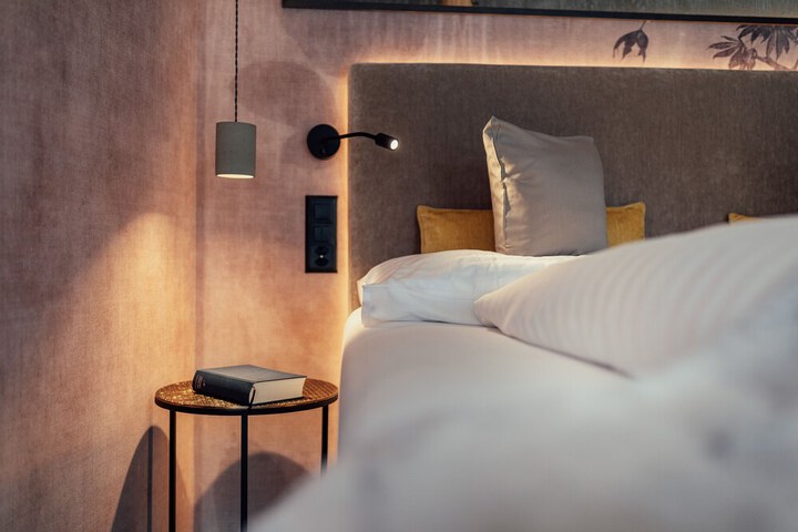 Room 16 of 70