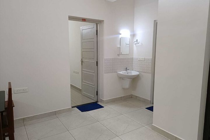 Room 20 of 39