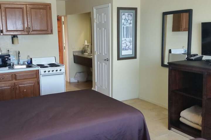 2 Double Beds (40 of 59)