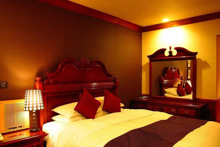 Room 19 of 67