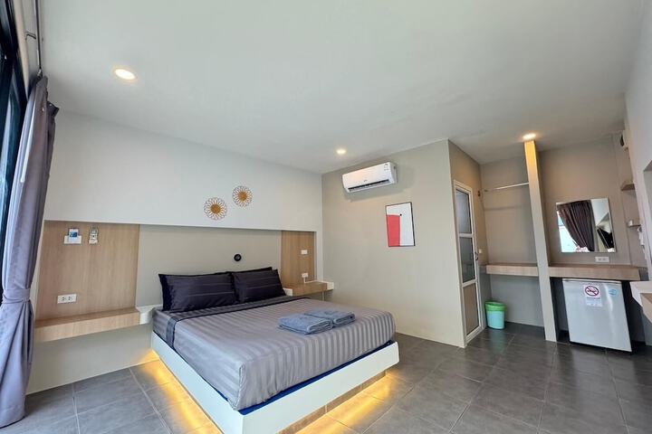 Room 37 of 57