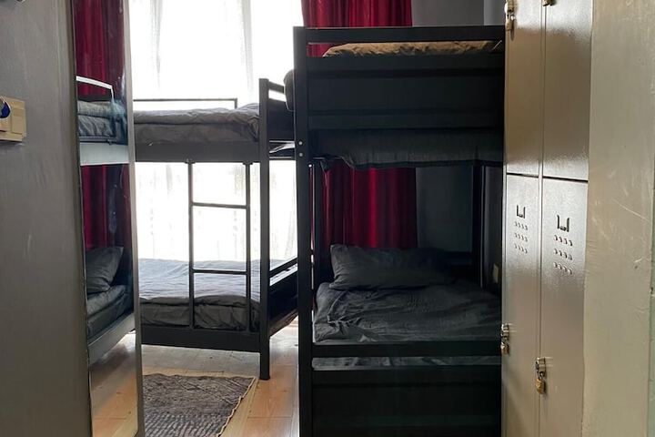 Room 87 of 126