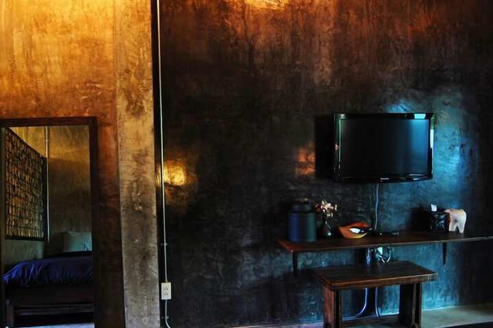 Room 26 of 47