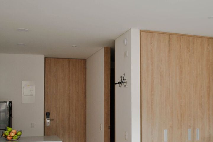Room 9 of 9