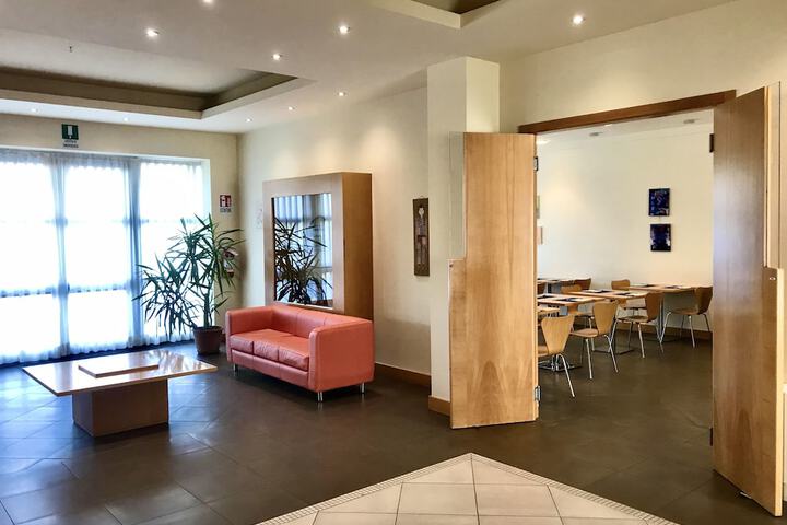 Hotel Interior 11 of 86